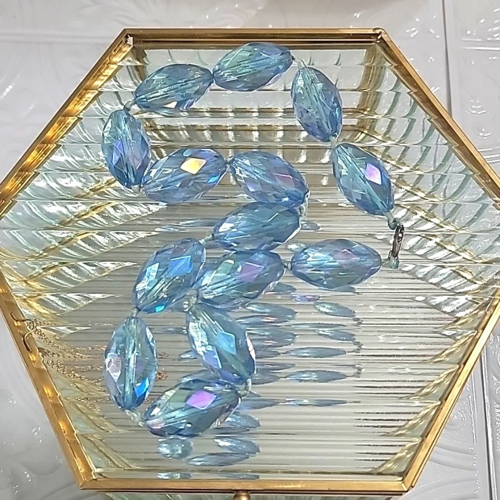 Ice Blue Faceted Crystal Aurora Borealis Chunky Necklace